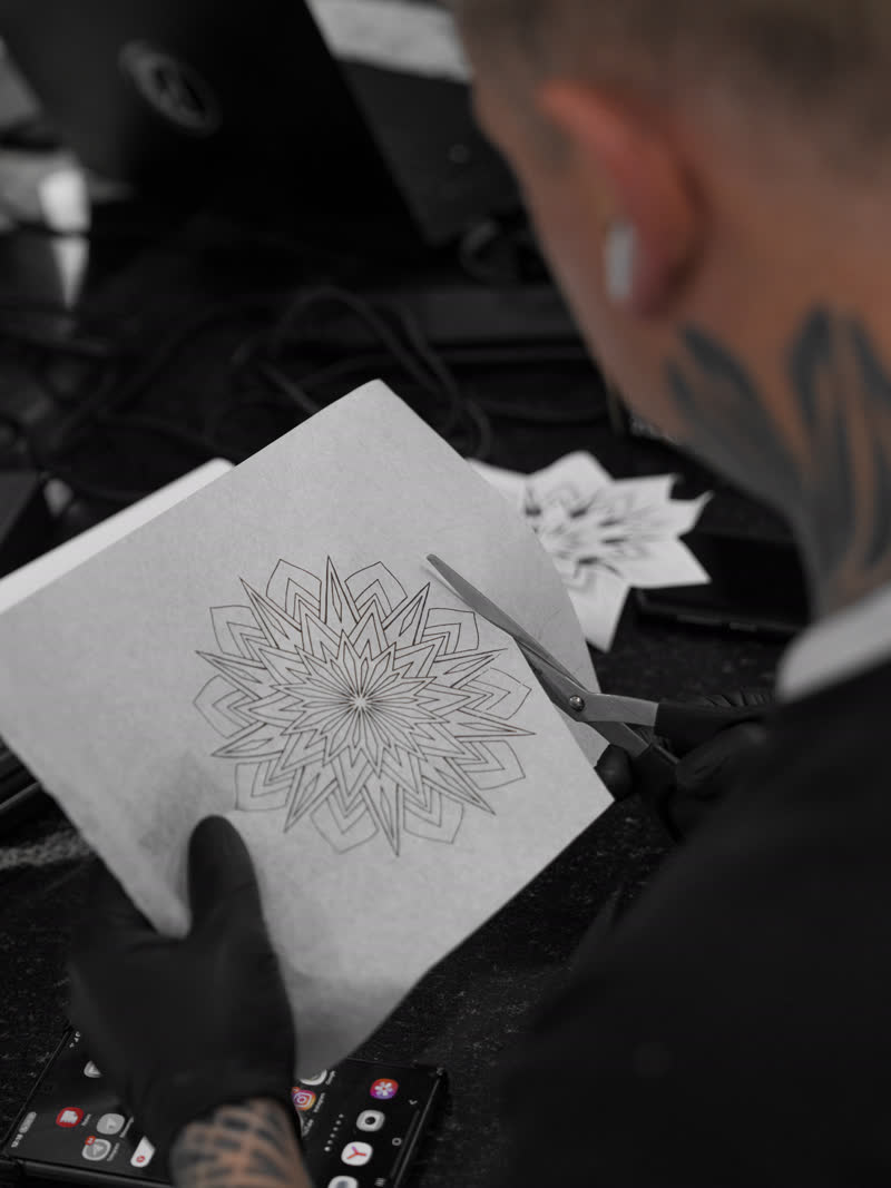 Day in the studio, artist at work